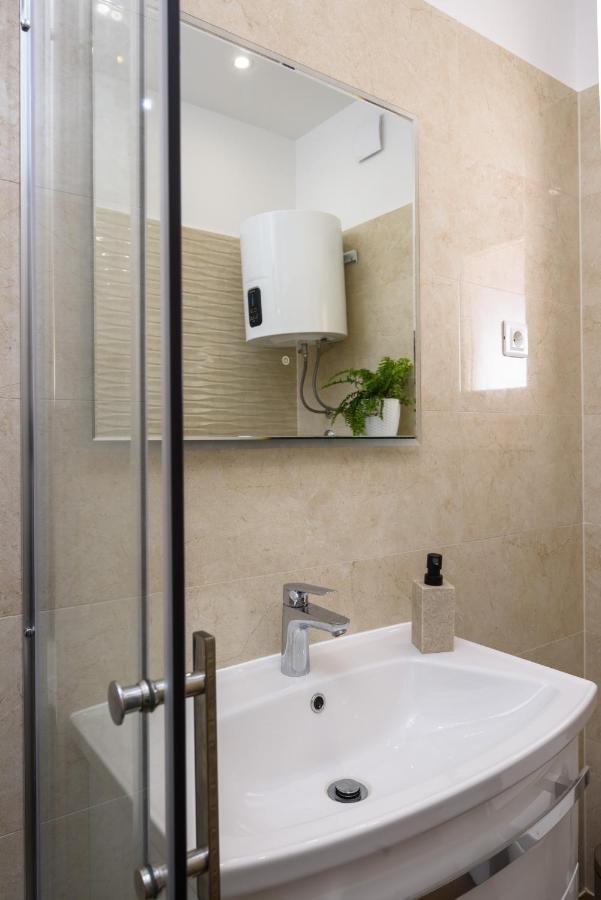 Apartment Silver Star Kaštela Екстериор снимка