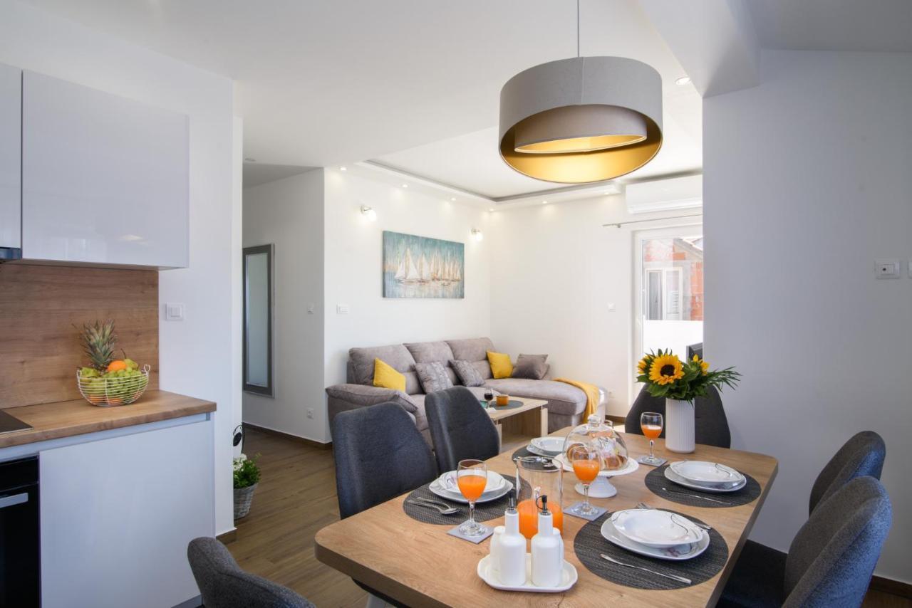 Apartment Silver Star Kaštela Екстериор снимка